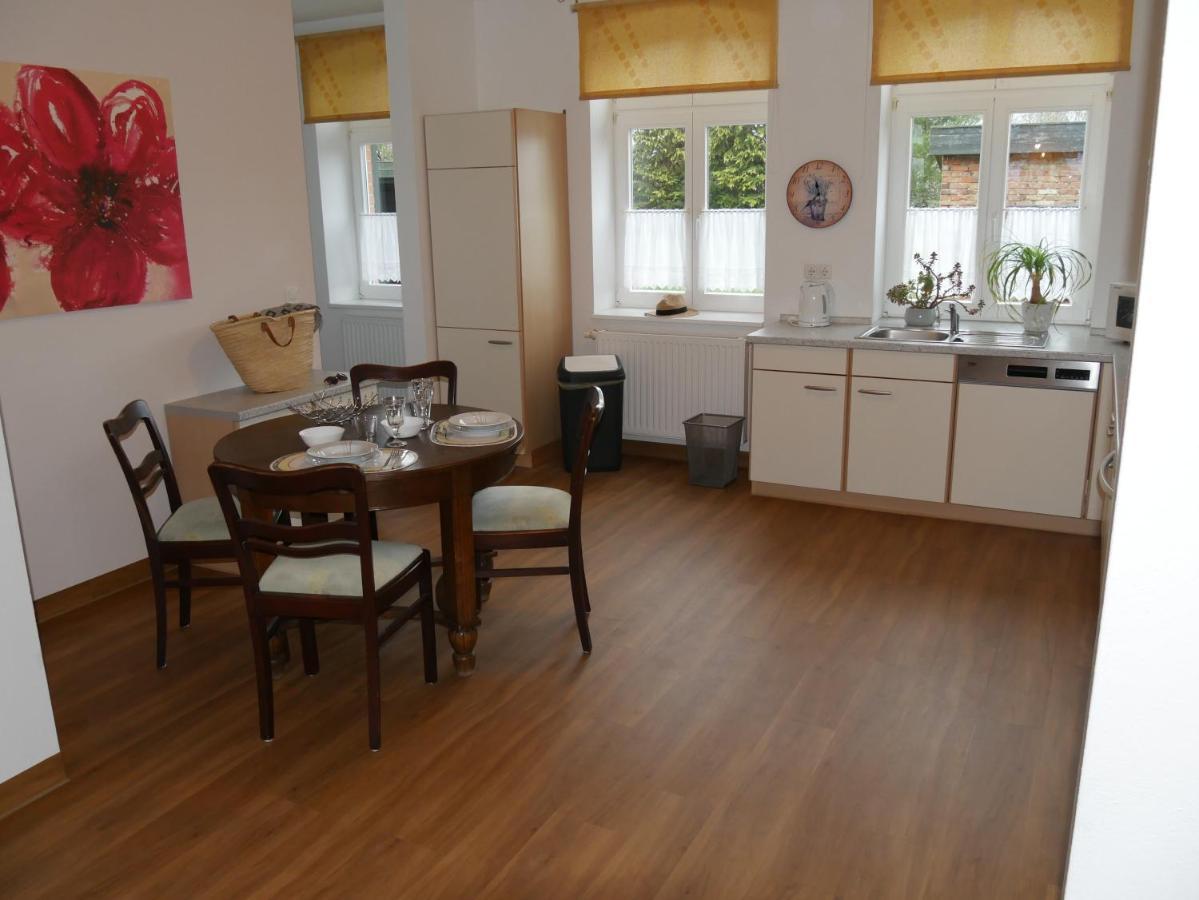 Lindenhof Wohnung 2, Erdgeschoss Vipperow Luaran gambar